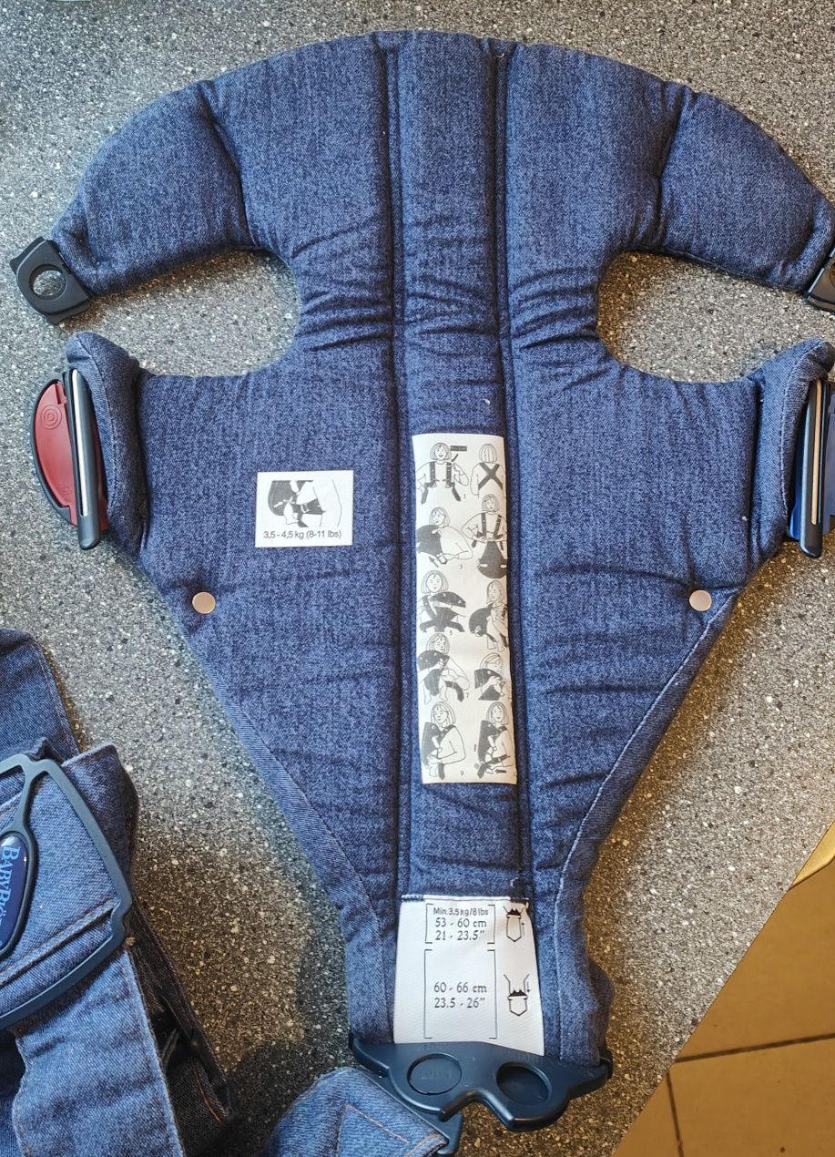 Nosidełko jak nowe BabyBjorn jeans