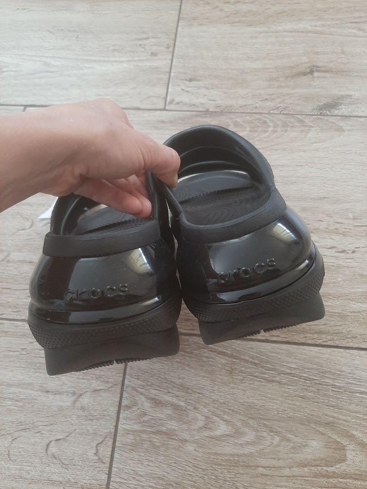 Жіночі Crocs 38 розмір