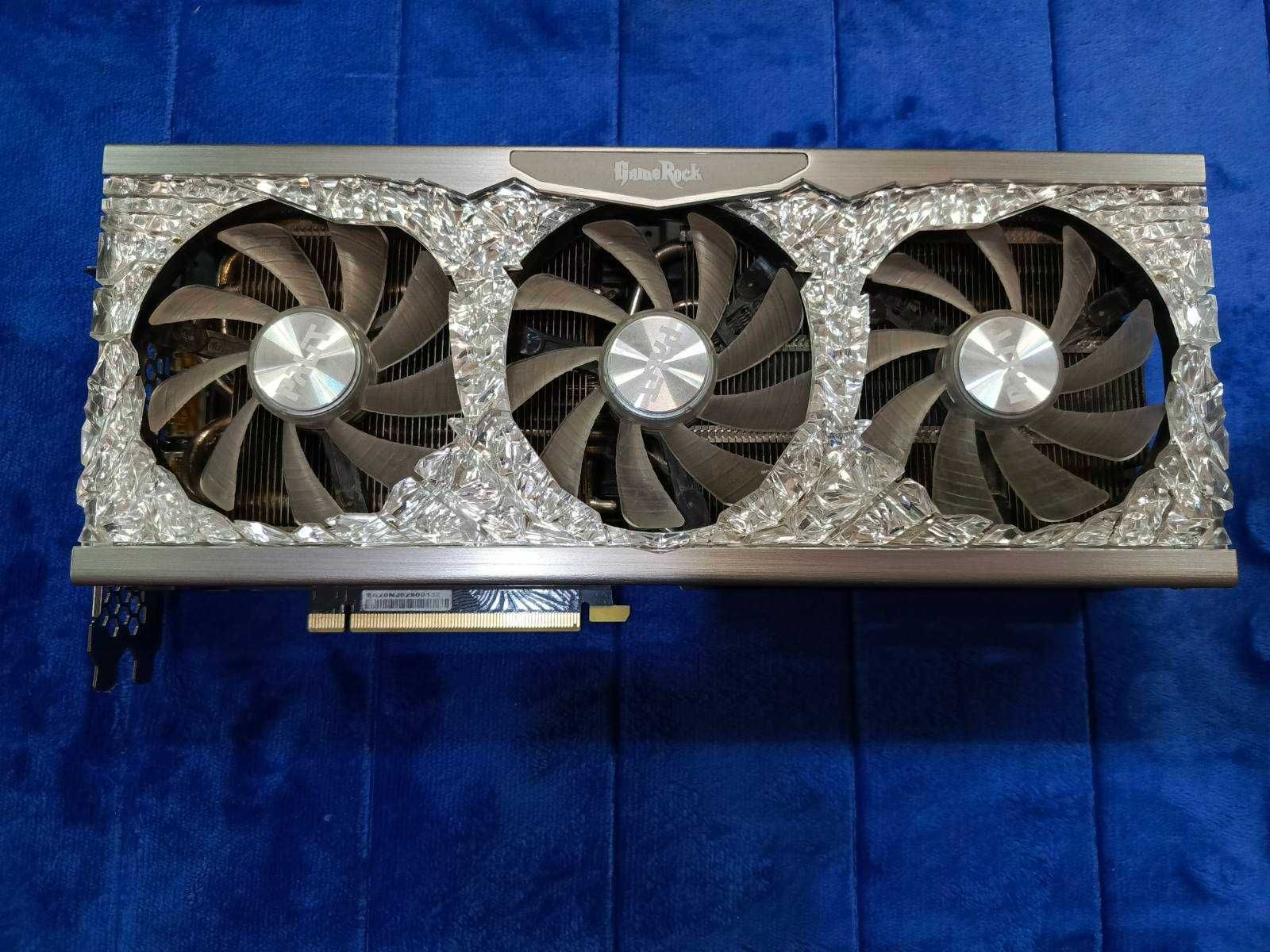 Отличная игровая видеокарта GF RTX3090 GAMEROCK 24GB GDDR6X