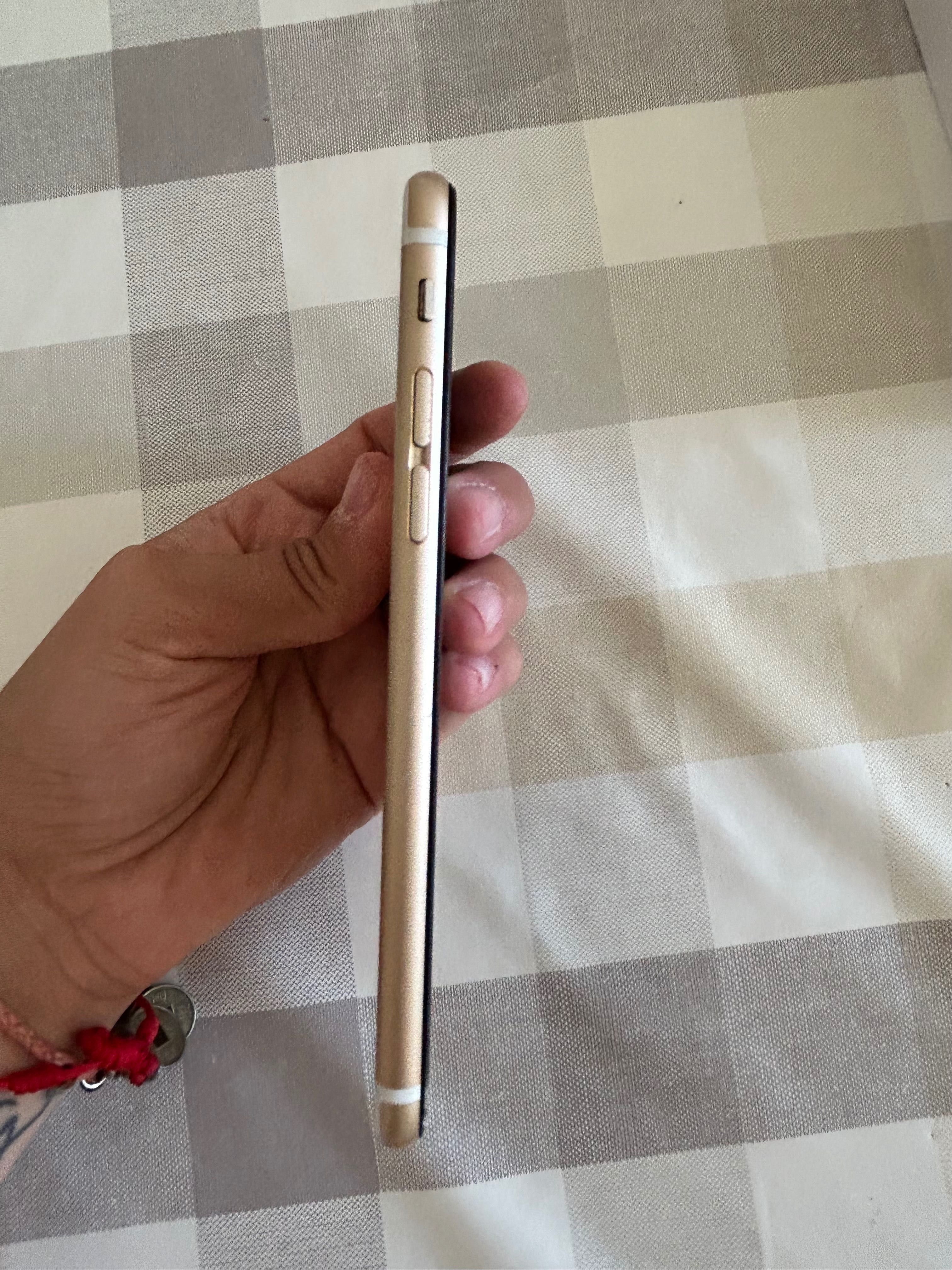 iphone 6s com vidro partido