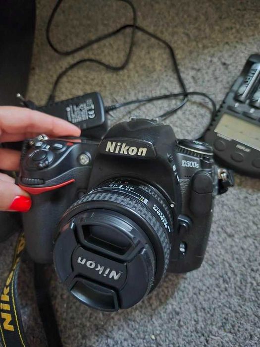 Камера Nikon D300s