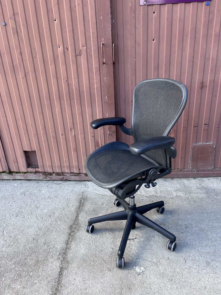 Wyprzedaż Fotel biurowy Herman Miller Aeron