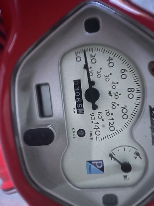 Vespa 125 LX como nova