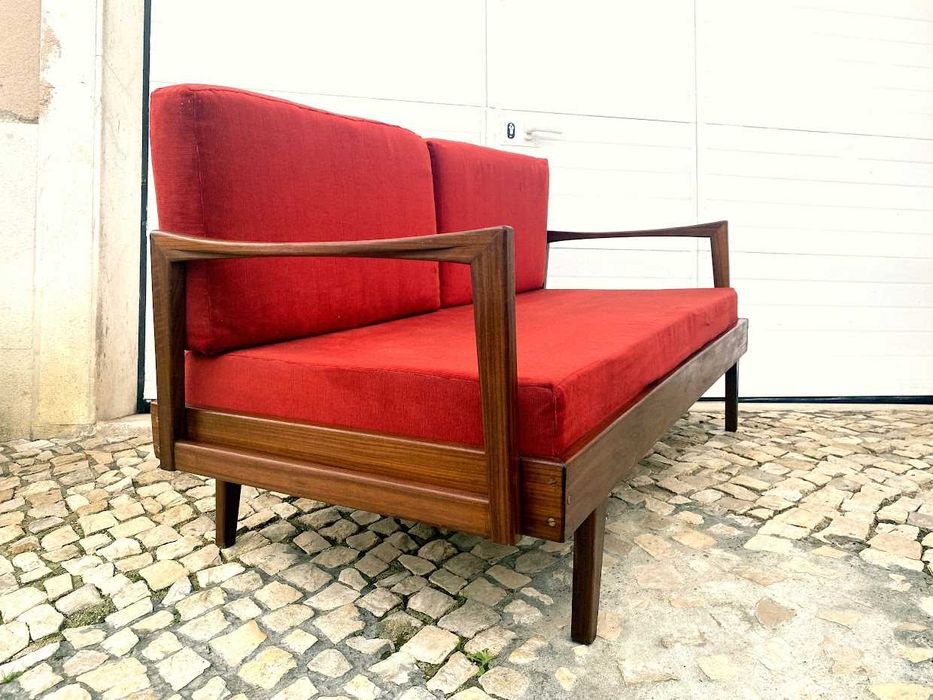 Cadeirão olaio vintage + 150, 5comp x 72prof x 55,5alt.