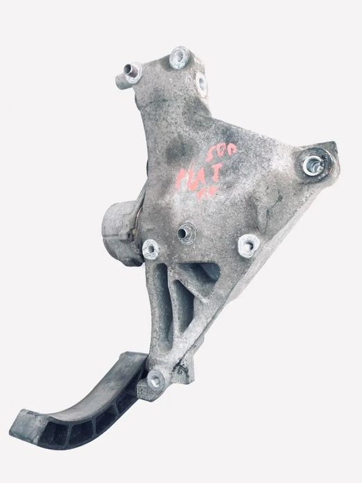 Кронштейн компресора кондиціонера Fiat Cinquecento 500 Doblo Fio…