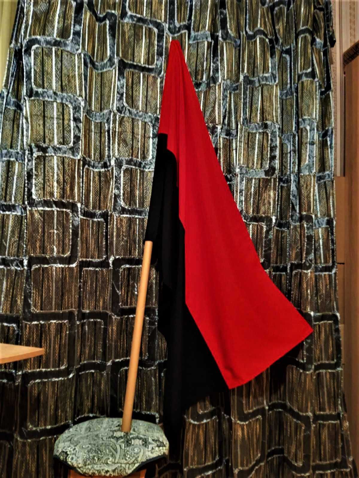 Габардиновий стяг, прапор, 60*90 см і ще три розміри,  3 кольори