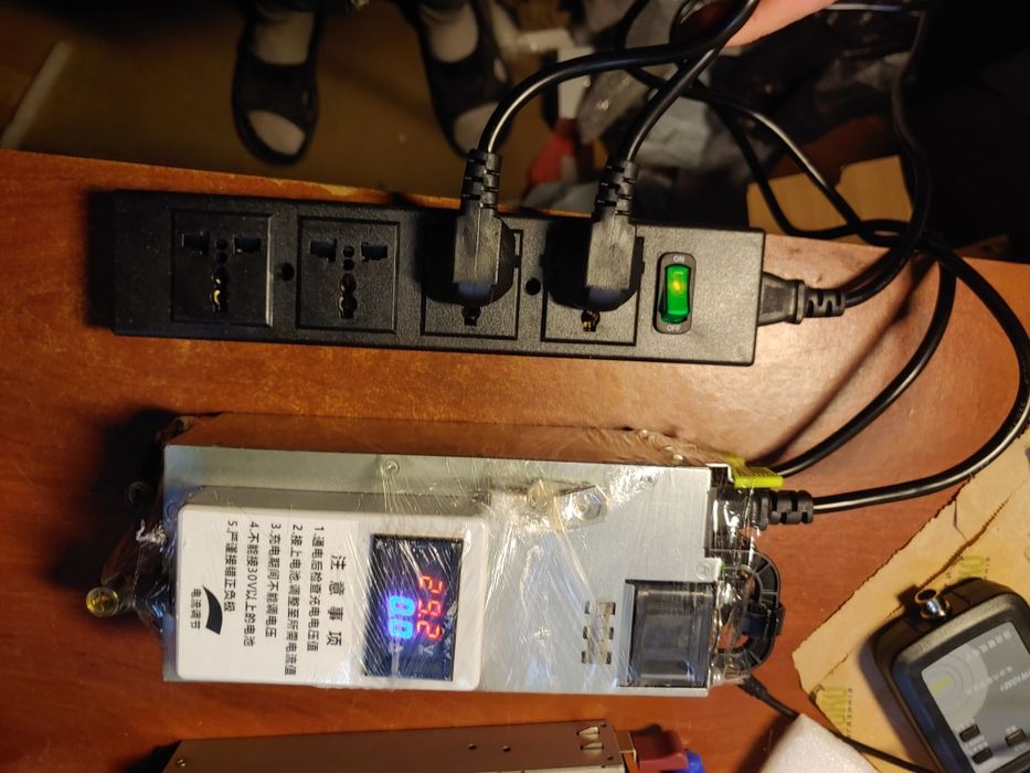 Зарядний пристрій універсальний HP 5а 60a 100a Lifepo4 12-24в