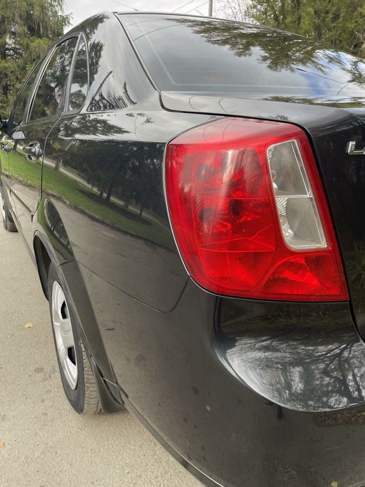 Chevrolet lacetti 2012 рік.в рідній фарбі.