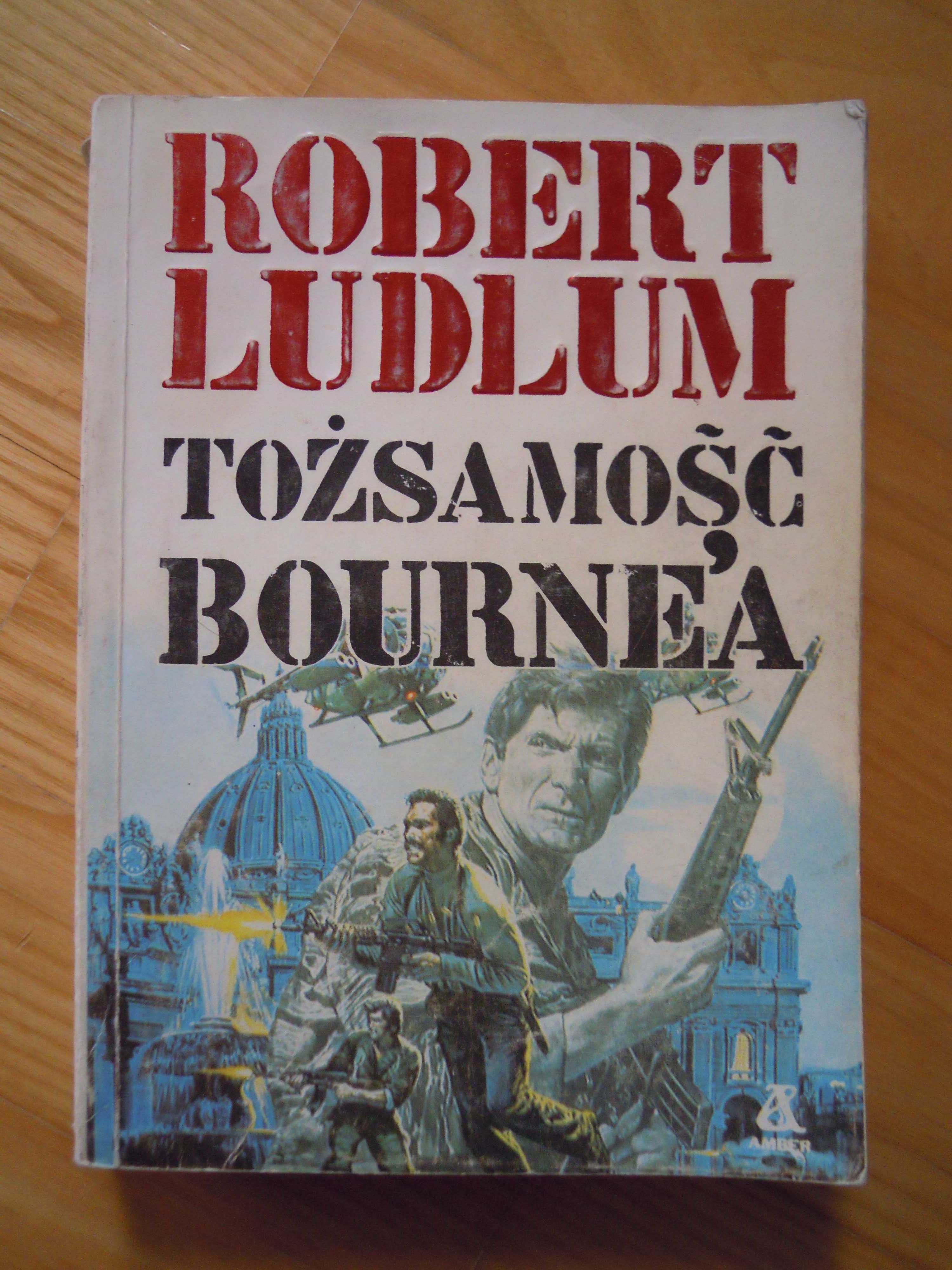 "Tożsamość Bournea" Robert Ludlum