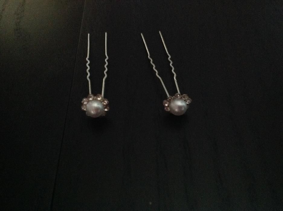 Tearas bandolete, gancho e bijuteria para cerimonia