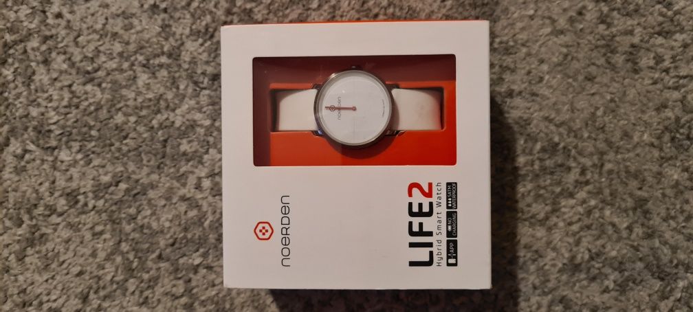 Noerden Life 2 Hybrid Smart Watch NOVO