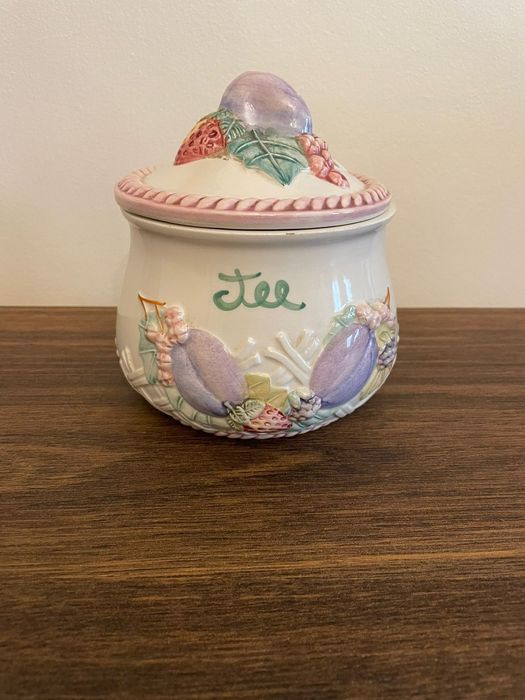 Ceramiczny pojemnik na herbatę