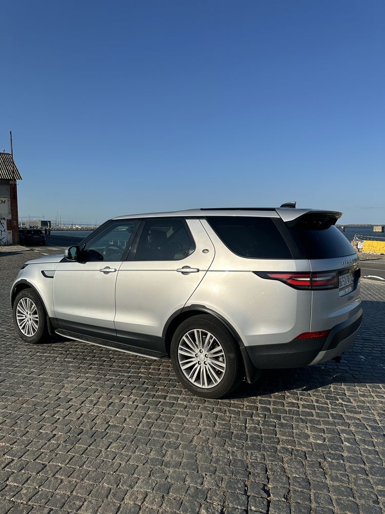 Land Rover Discovery 5 2.0 D Hse - 7 lugares