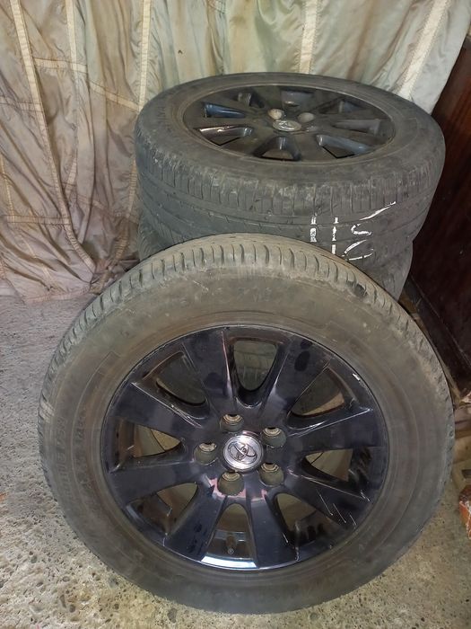 Титани 114.3х5х16 з шинами 215х60х16