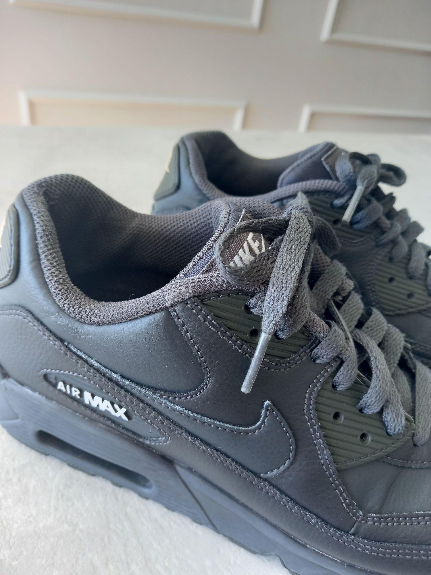 Buty Nike Air Max 90 leather GS rozm. 39