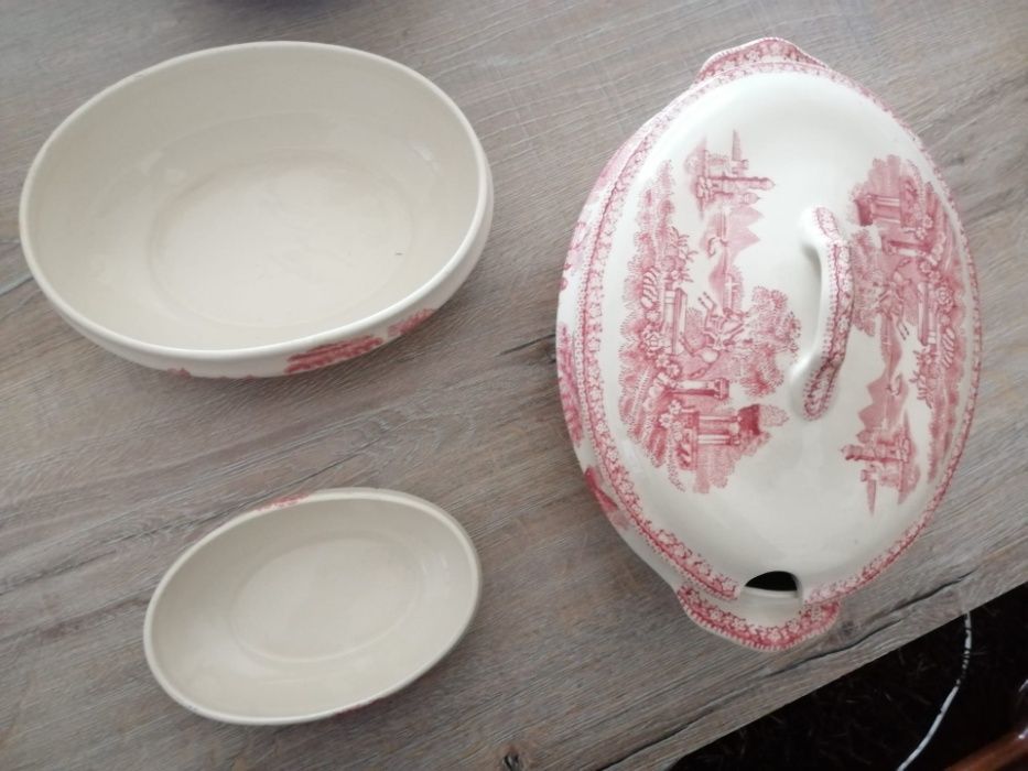 Faianças "Cavalinho" cor-de-rosa - Sacavém