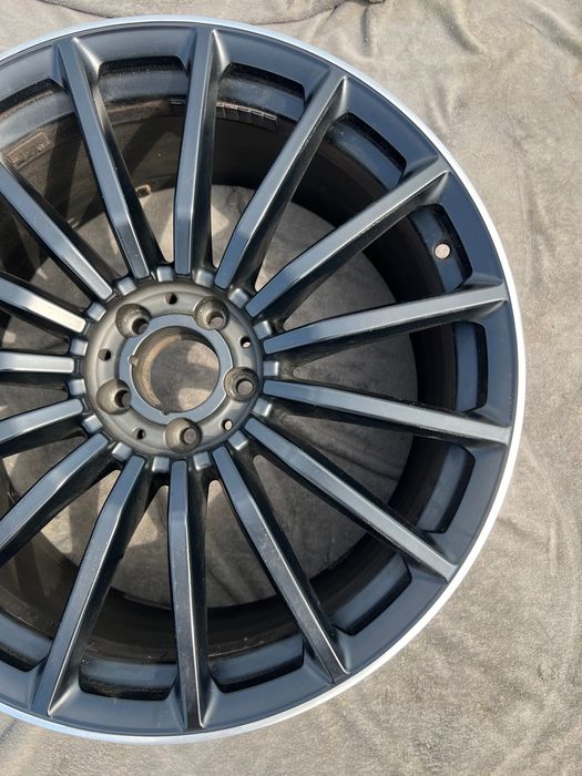 Felga 20" Mercedes AMG GT OE  9,5J x 20H2 N ET 25,5 - jak nowa
