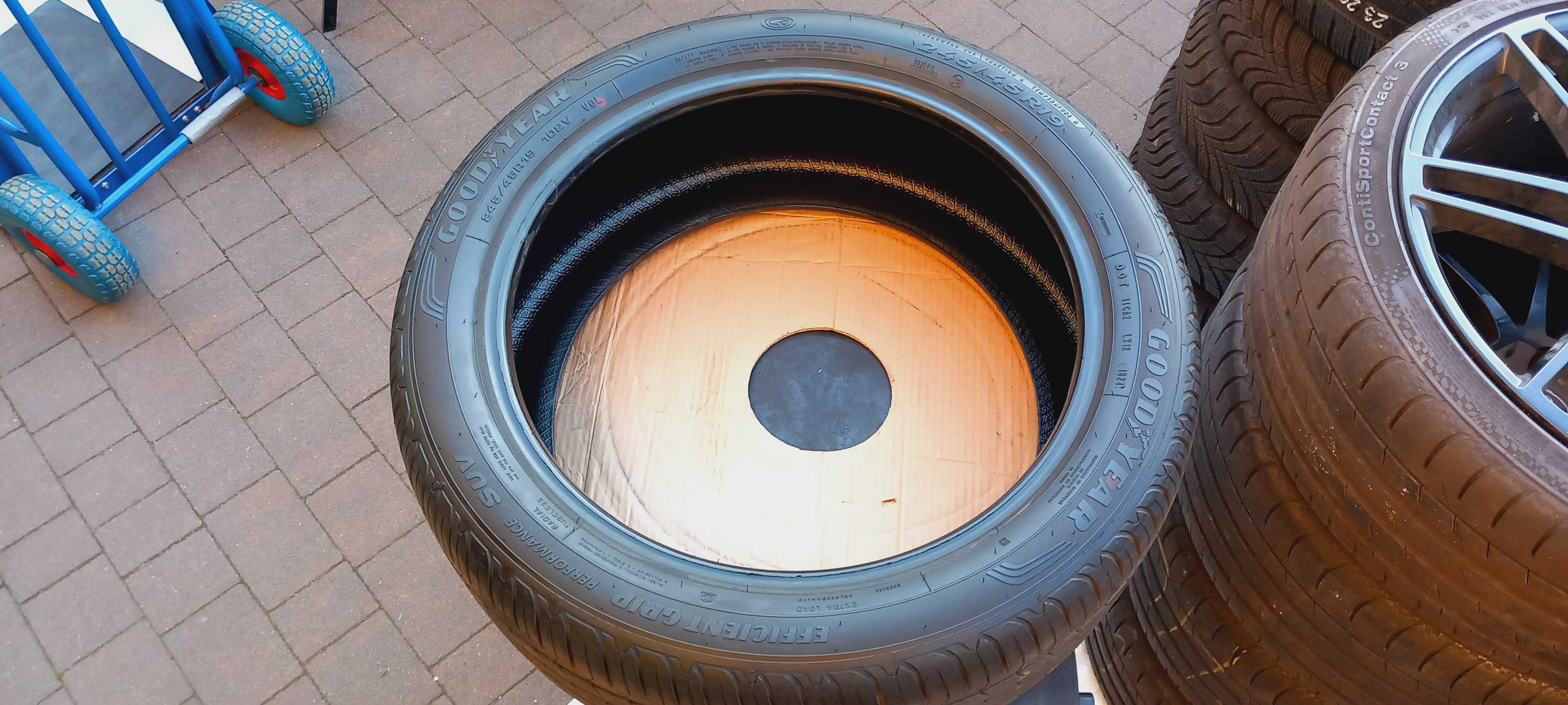 Nowe/DEMO opony Premium GOODYEAR 245/45R19 102V XL, VOL. IV.2024r FULL