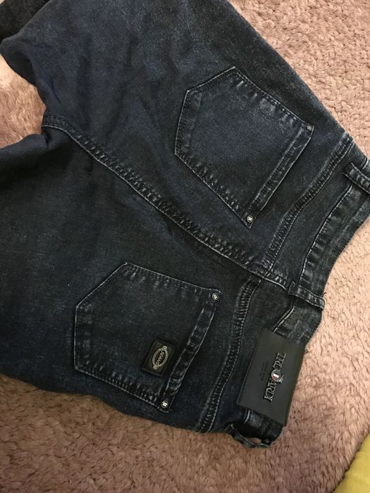 Сірі жіночі джинси