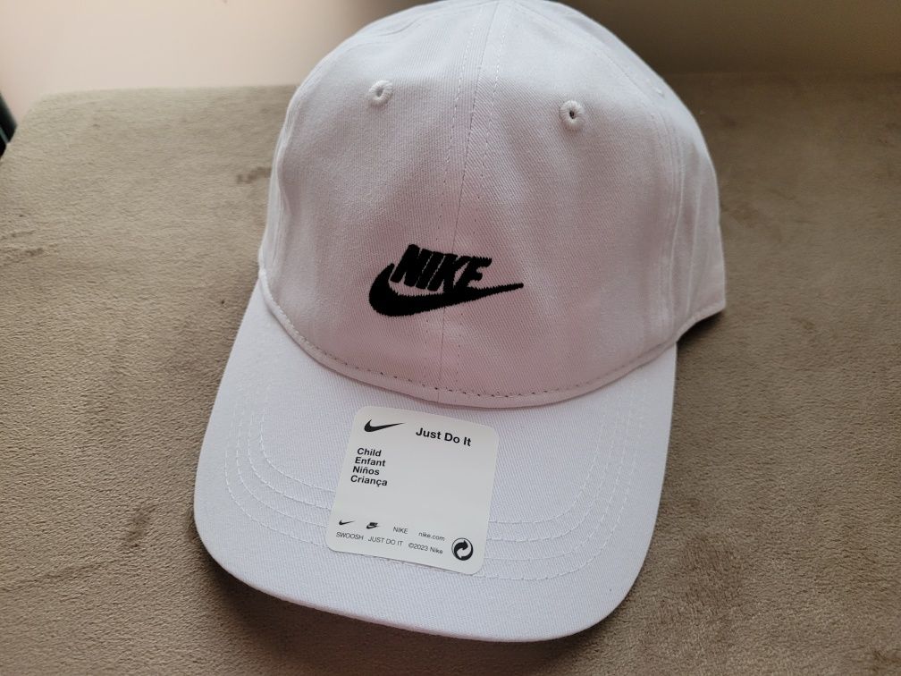 Czapka z daszkiem Dziecięca Nike Biała