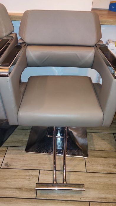 Fotel fryzjerski hydrauliczny Gaja odbiór osobisty !!