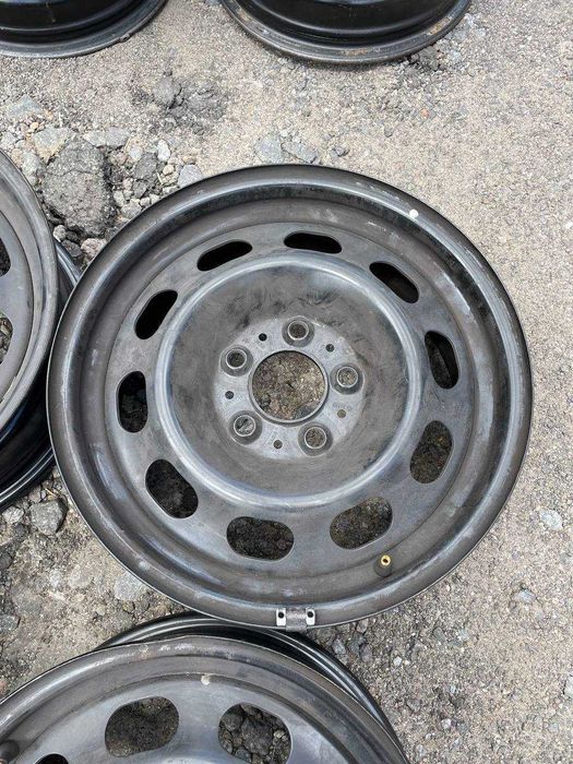 Комлект сталевих дисків BMW volkswagen T5  5х120 r16