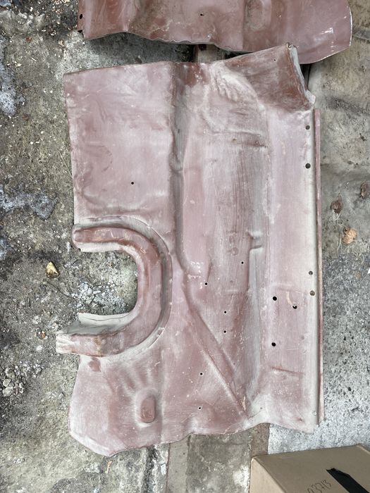 бризговик крила ГАЗ 24