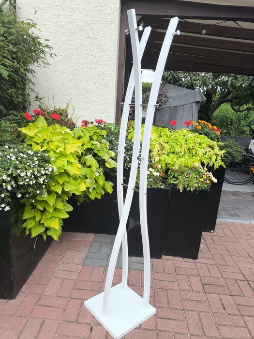 Wieszak stojący metalowy