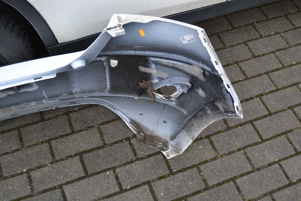 Ford Fiesta Mk8 zderzak tył tylny tyl fiesta mk8