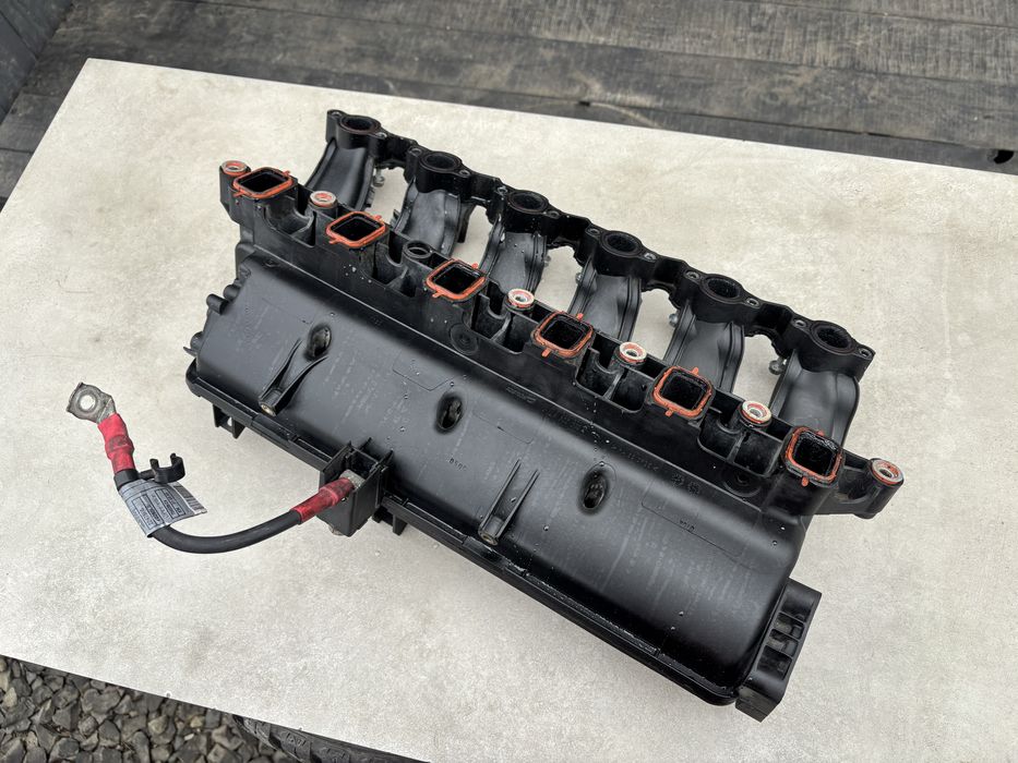 Впускний колектор БМВ Е39 Е60 Е61 М57 2.5 3.0 Впускной Без заслонок