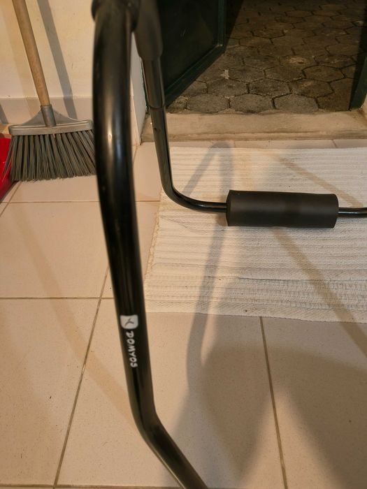 Máquina desportiva para abdominais