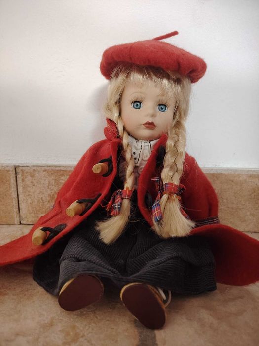 Bonecas de porcelana