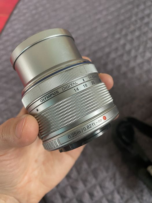 Aparat Olympus Pen PL 5 fotograficzny obiektyw 14-42 mm  f/3.5-5.6