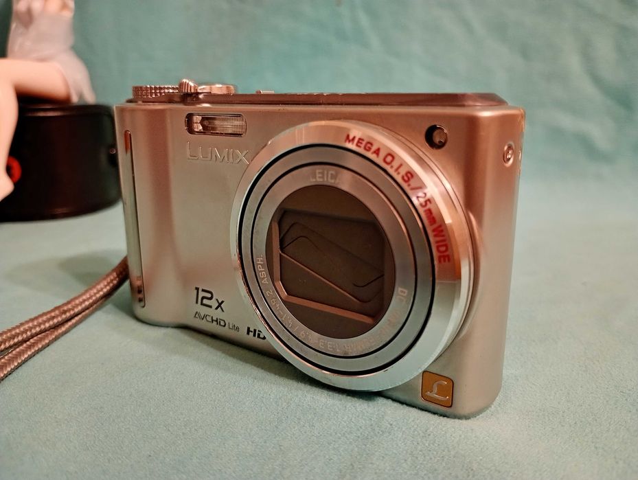 Panasonic Lumix DMC-TZ7. Bardzo ładny aparacik z drobną niedogodnością