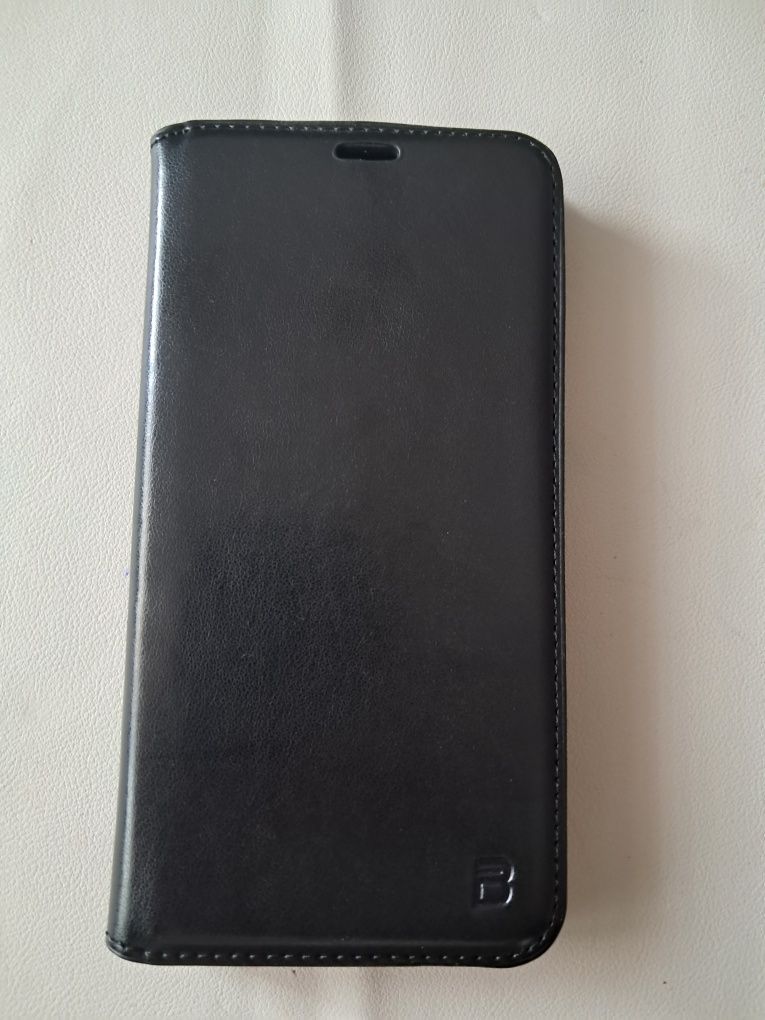 Etui na telefon Samsung M20