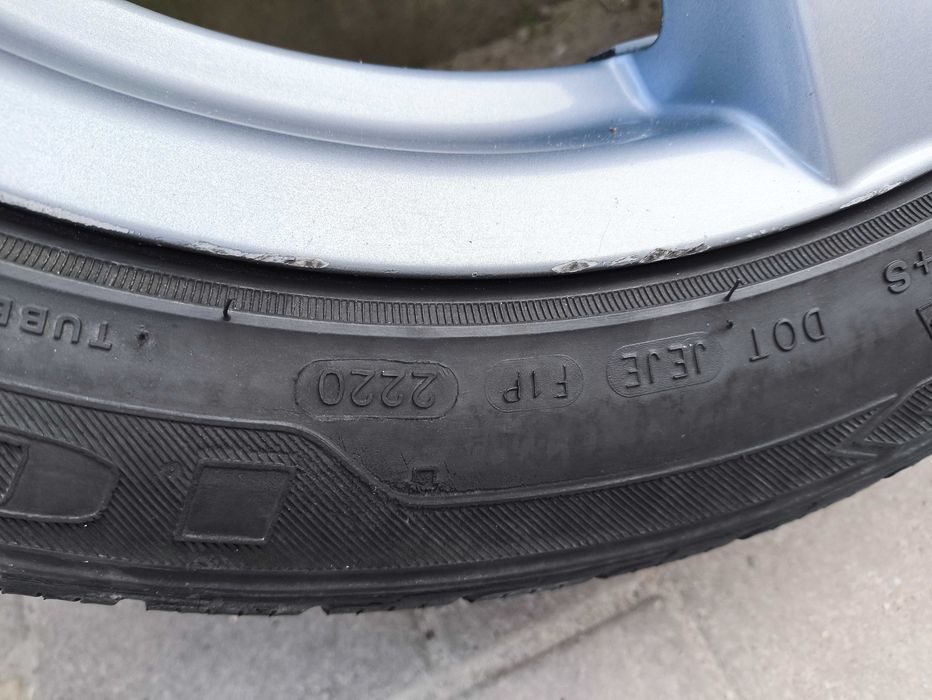 Резина 225/50 R17 зимова Imperial Snowdragon3 Ice-Plus S210.