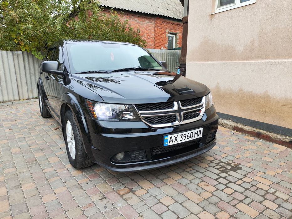 Продам Додж в отличном состоянии 7 мест