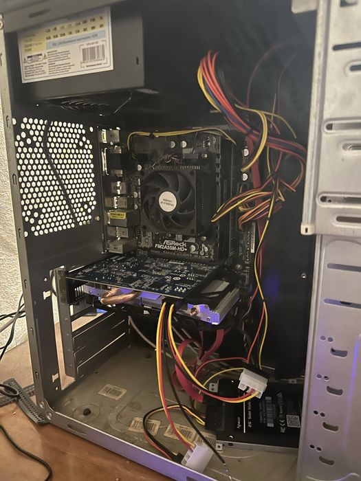 Продам свій Пк з монітором!