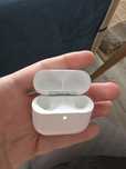 Etui ładujące Airpods 4 oryginalny