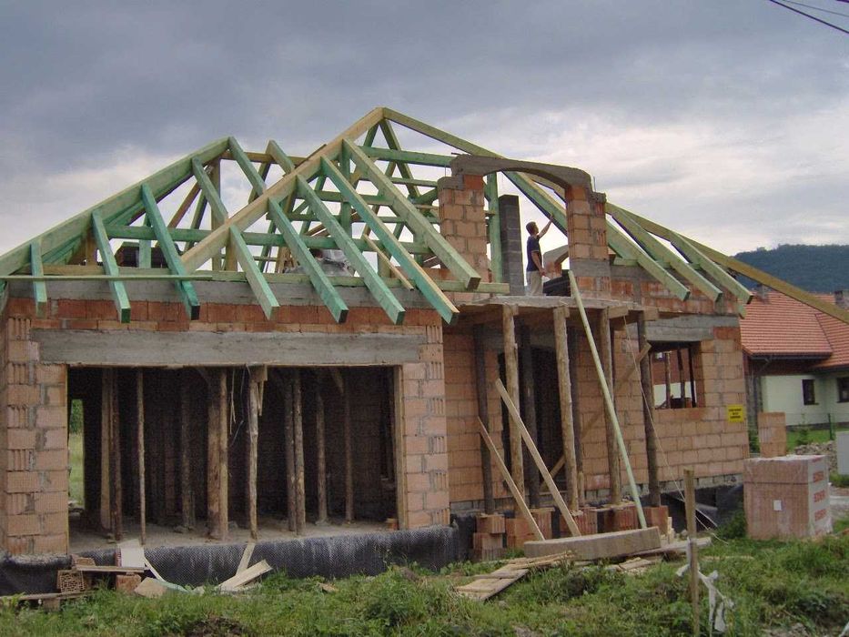 Usługi dekarskie - Usługi ciesielskie -Dachy