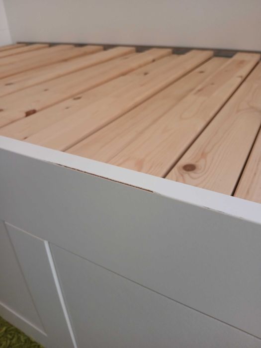 Cama individual ou de casal do Ikea