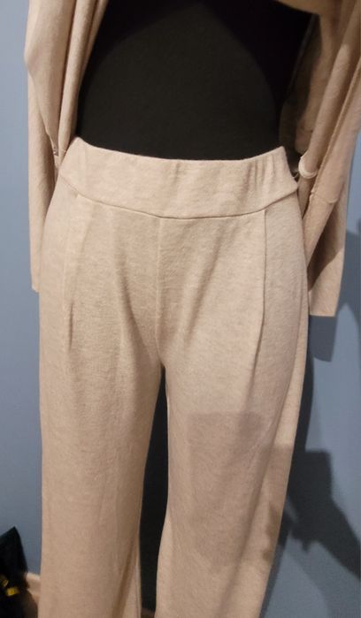 Komplet dzianinowy, spodnie i sweter, M/L