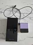 Samsung Galaxy Z Flip 4