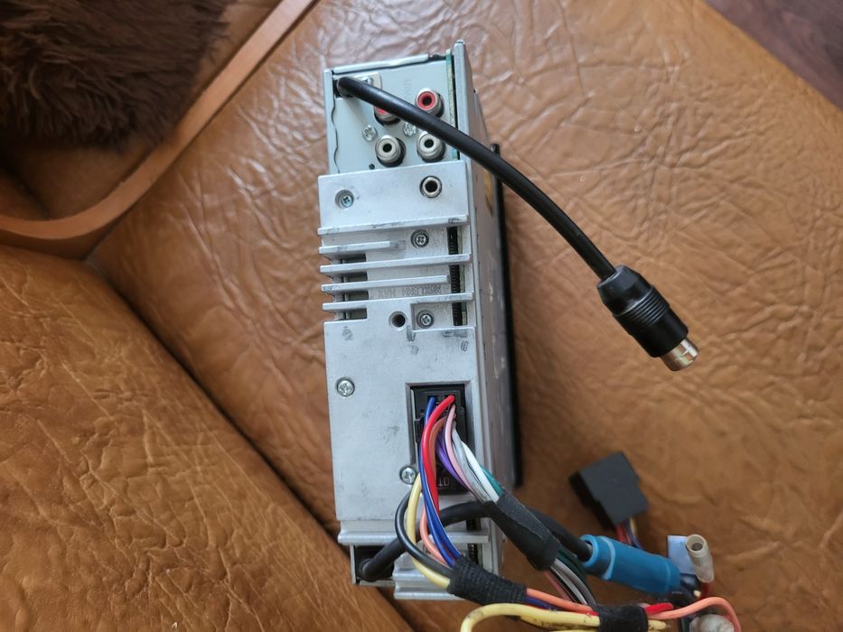 Автомагнітола Alpine