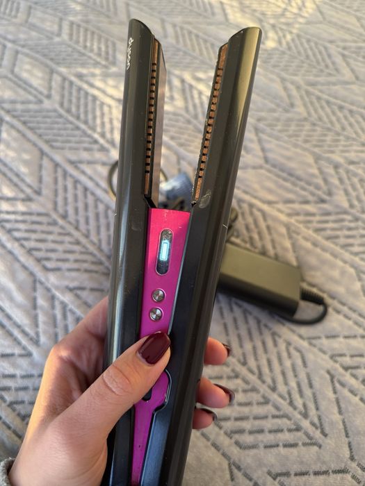 Утюжок Dyson для волосся