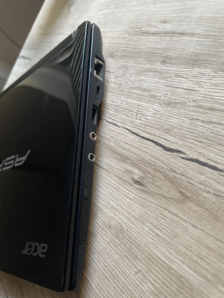 Нетбук Acer Aspire One D255E