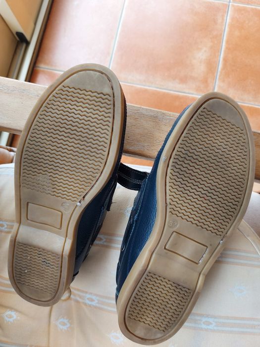 Sapato velcro azul
