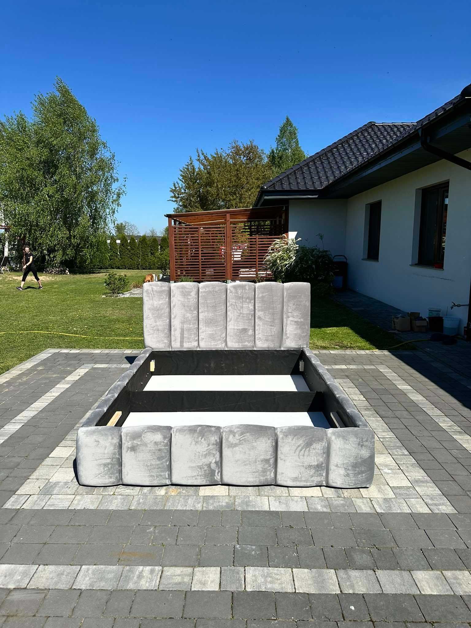 Łóżko tapicerowane Bali 160x200 z pojemnikiem na pościel + stelaż