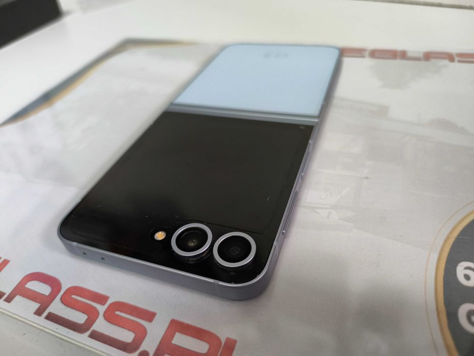 Samsung Galaxy FLIP 6 512GB stan BARDZO DOBRY