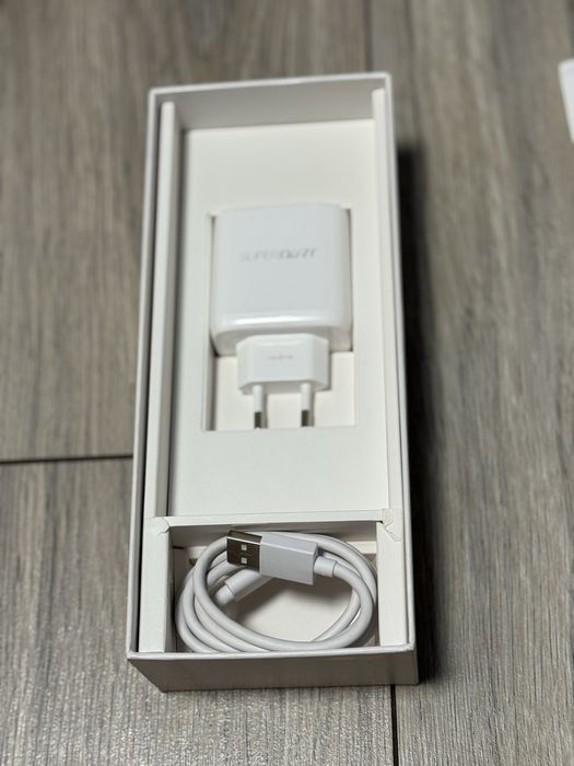 Смартфон Realme GT 2 Pro 5G 12/256Gb Paper Green